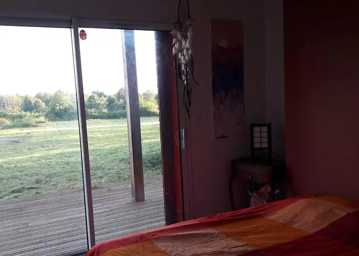 Maison Bois A La Campagne